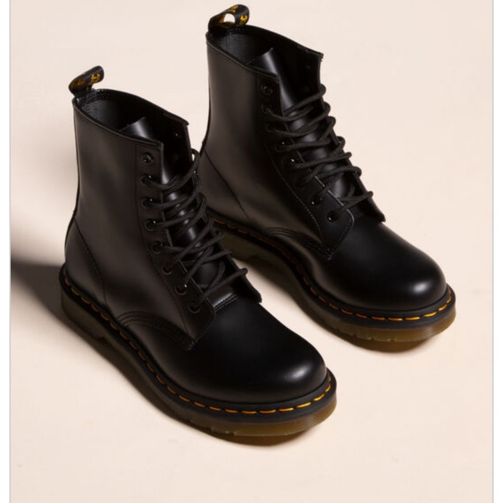 Doc Martens Women Size 9